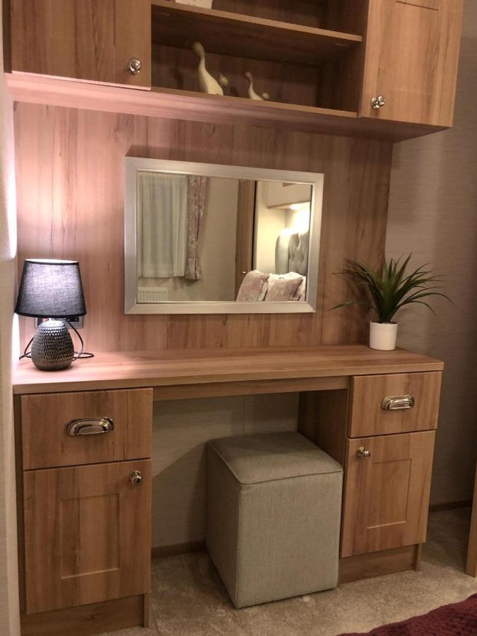 Norfolk Caravan Staycation Pet Friendly Belton with Browston 외부 사진