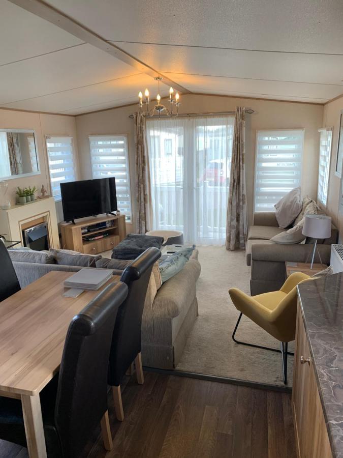 Norfolk Caravan Staycation Pet Friendly Belton with Browston 외부 사진