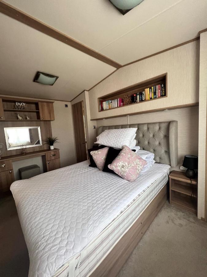 Norfolk Caravan Staycation Pet Friendly Belton with Browston 외부 사진