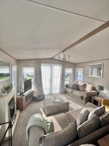 Norfolk Caravan Staycation Pet Friendly Belton with Browston 외부 사진