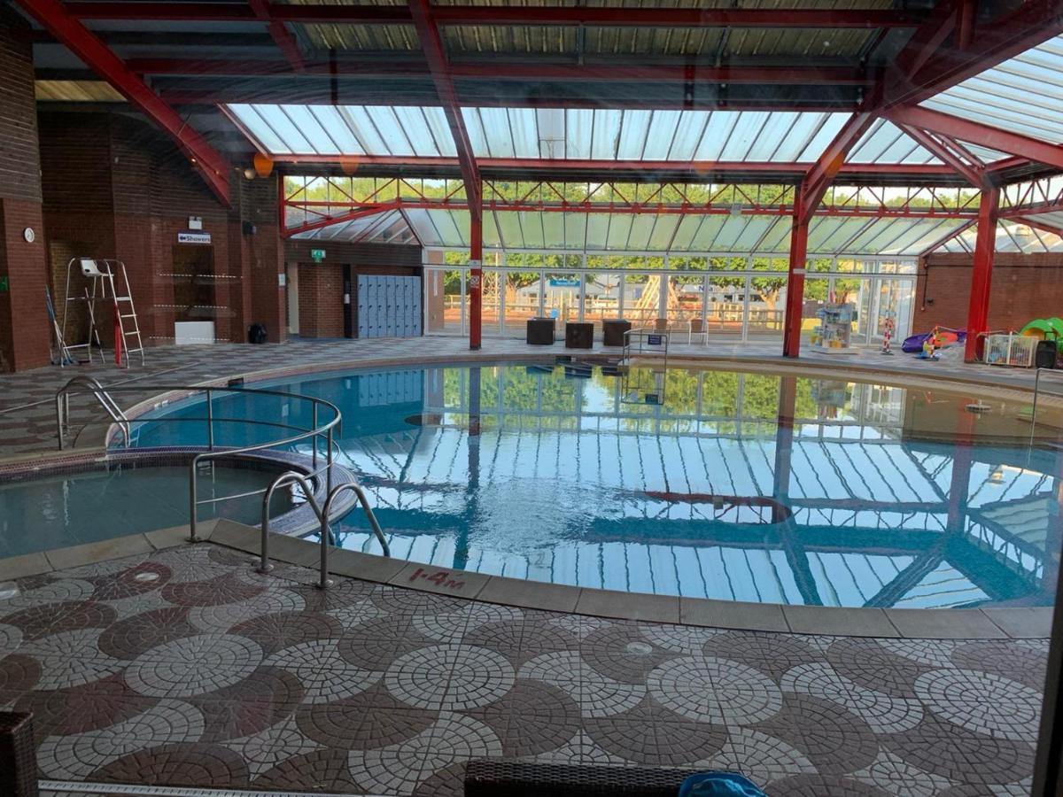 Norfolk Caravan Staycation Pet Friendly Belton with Browston 외부 사진